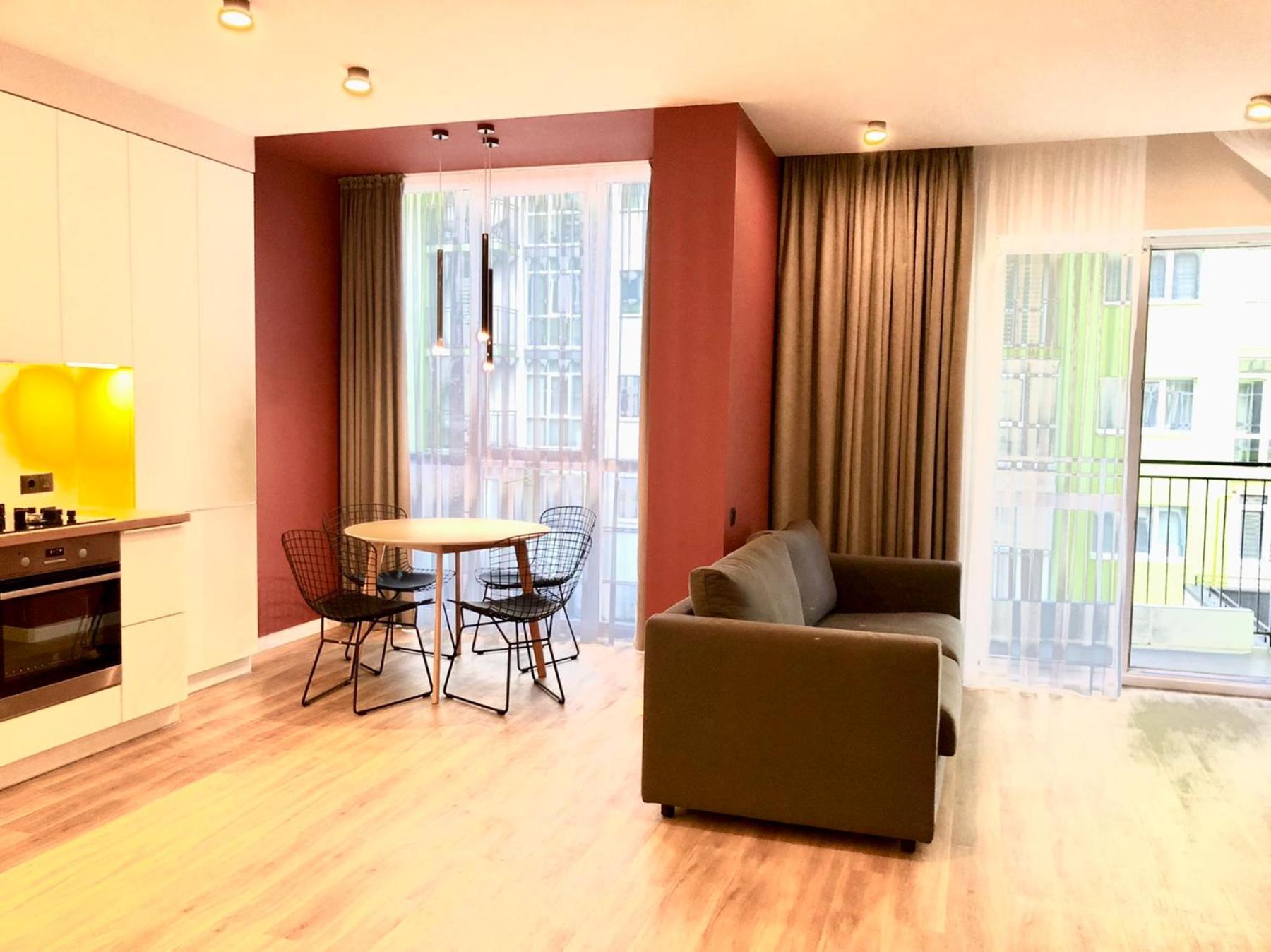 Osapart Romantic Apartment In The Complex Great Britain Leópolis Exterior foto